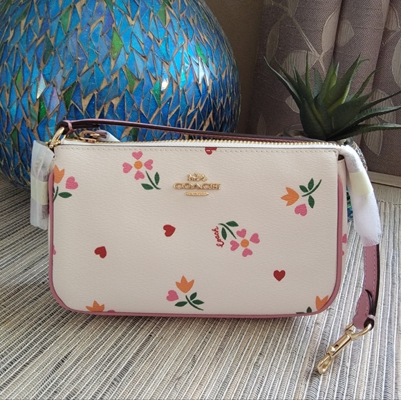Coach Nolita 19 with heart Petal print in white - Picture 6 of 11